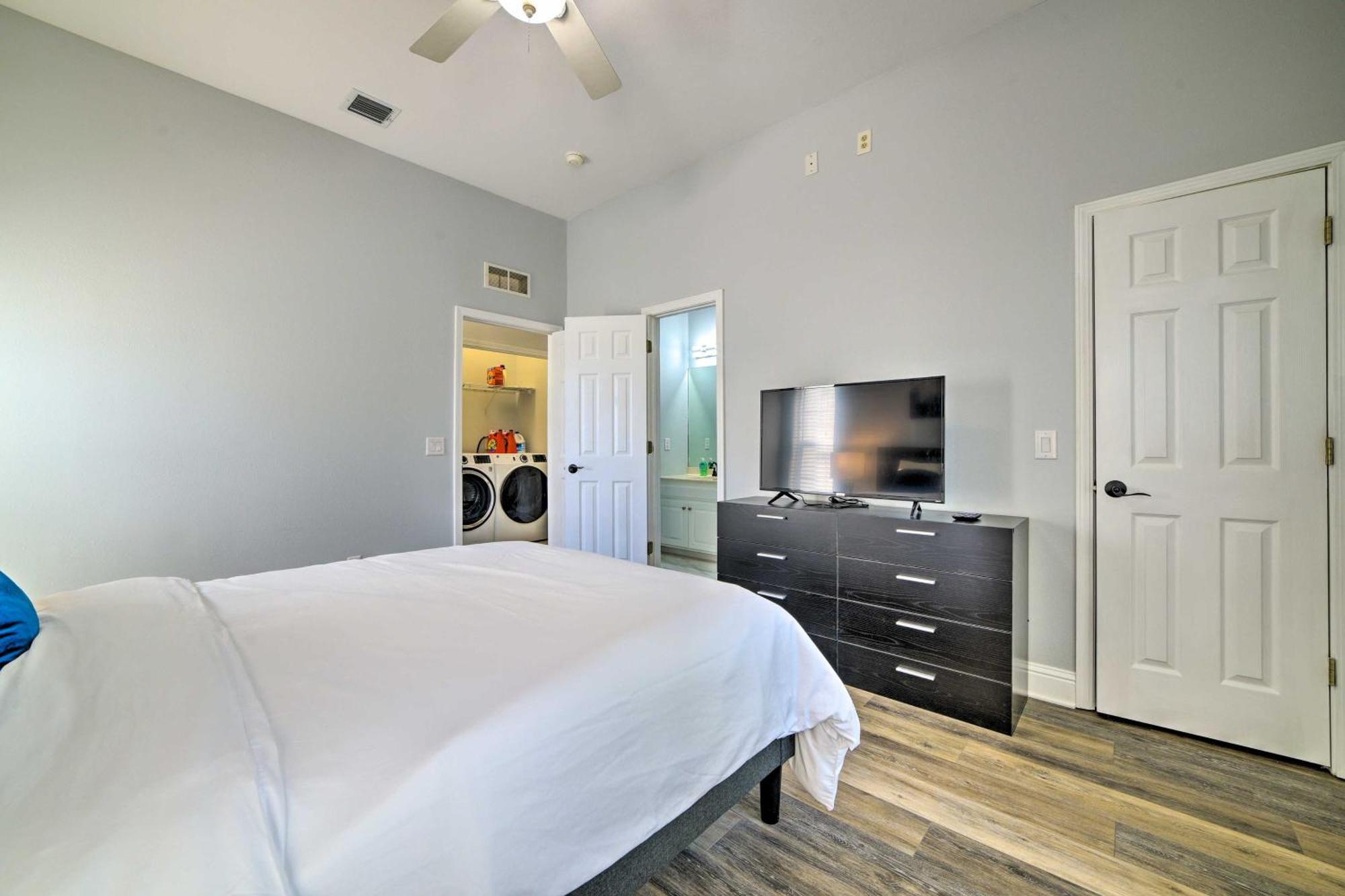 Sunny Pcb Home With Balcony Steps To The Beach! Panama City Beach Eksteriør bilde